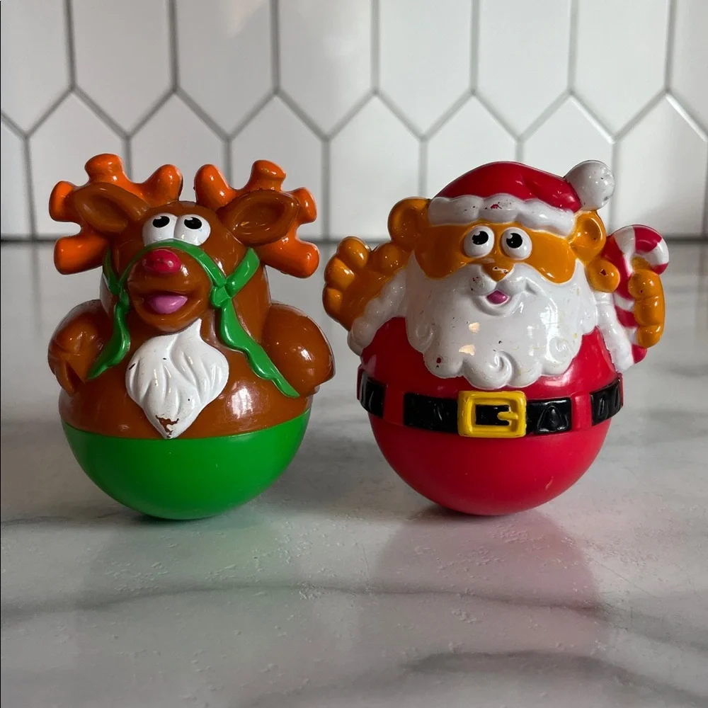 2005 Playskool Weebles Christmas Set - Santa, Reindeer and Go Cart